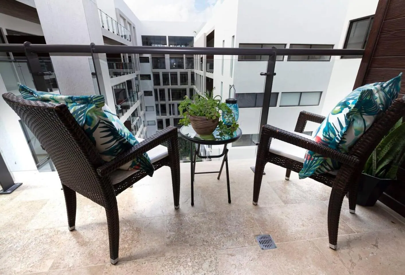 Charming 2Br Apt In Central Playa Del Carmen Apartment